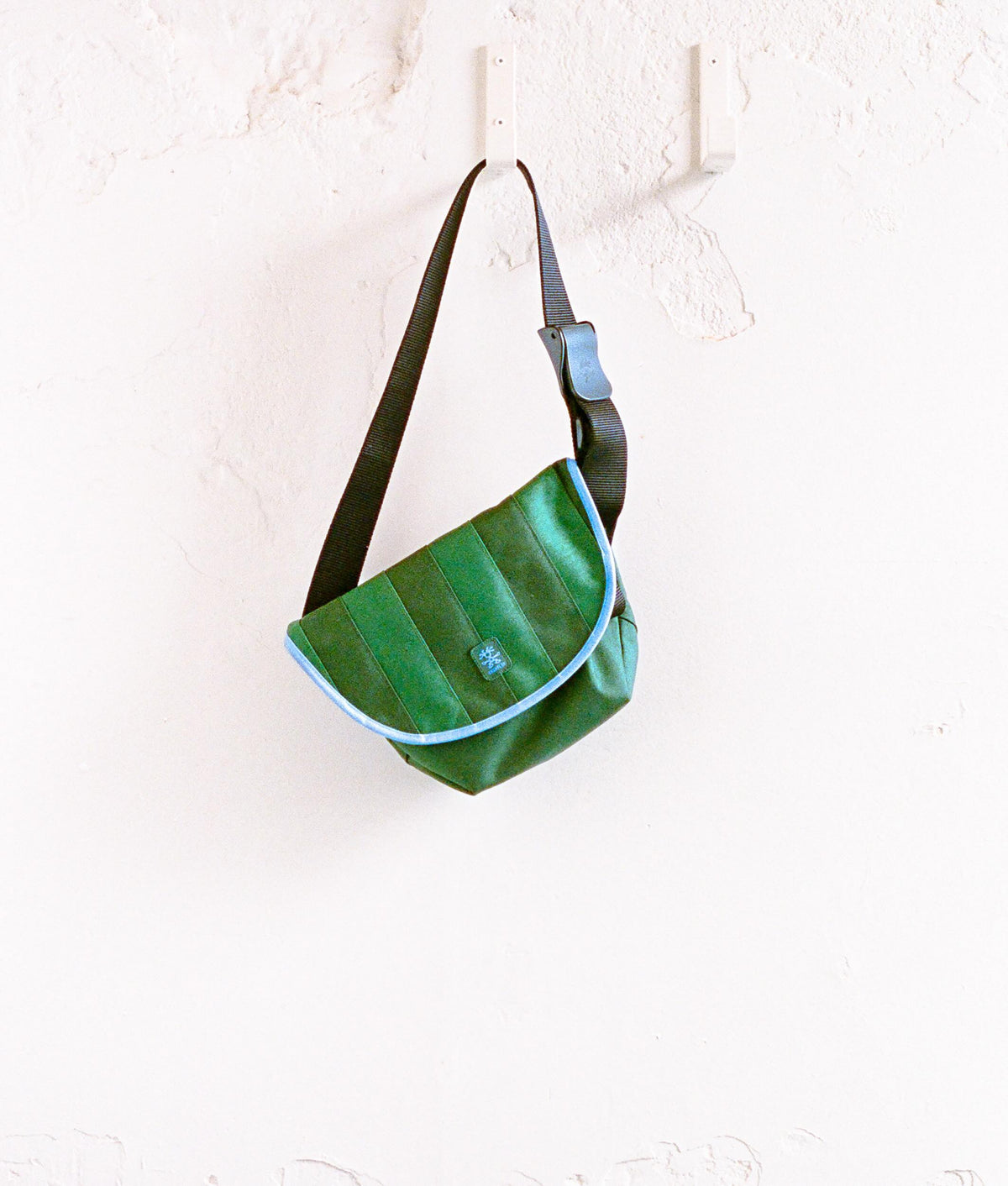 | Colour: Green Stripes