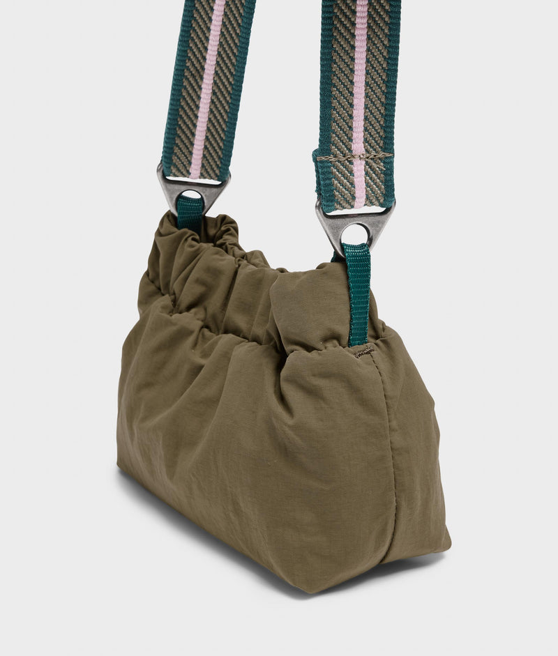 | Colour: Olive