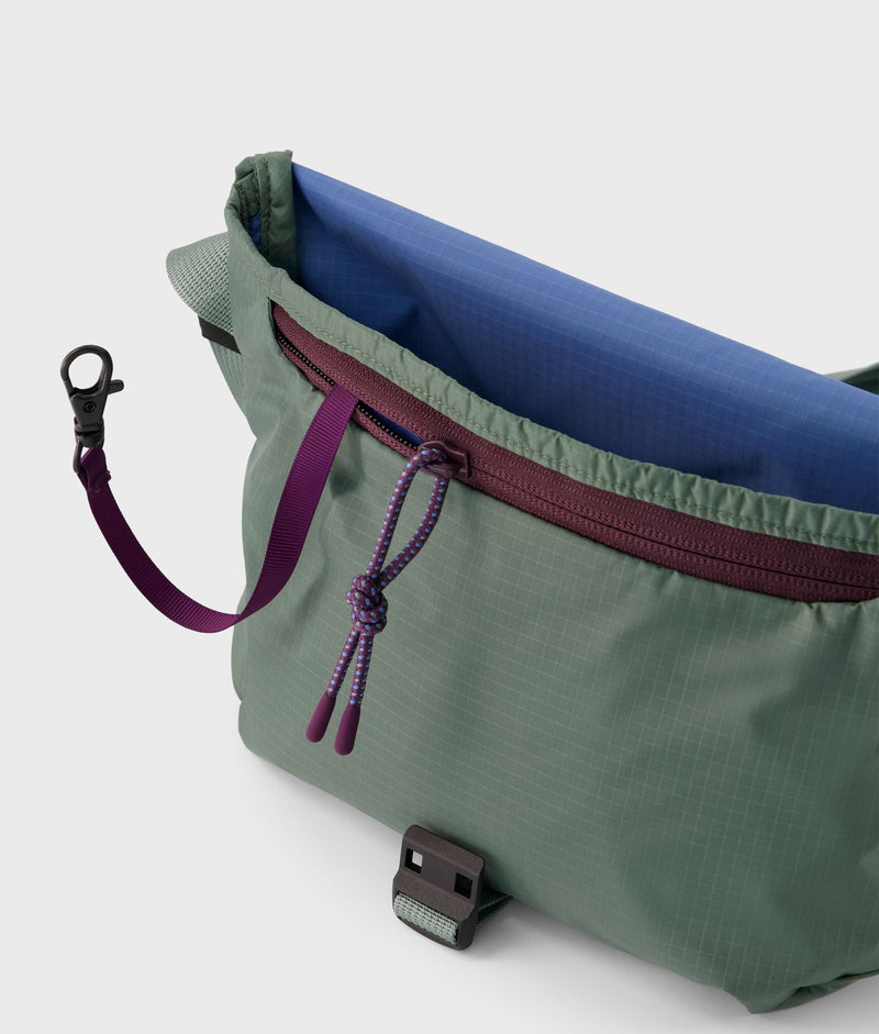 | Colour: Turtle Green