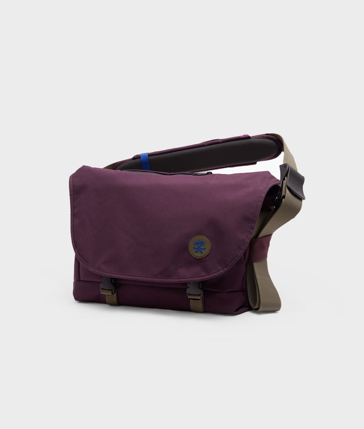 | Colour: Acai