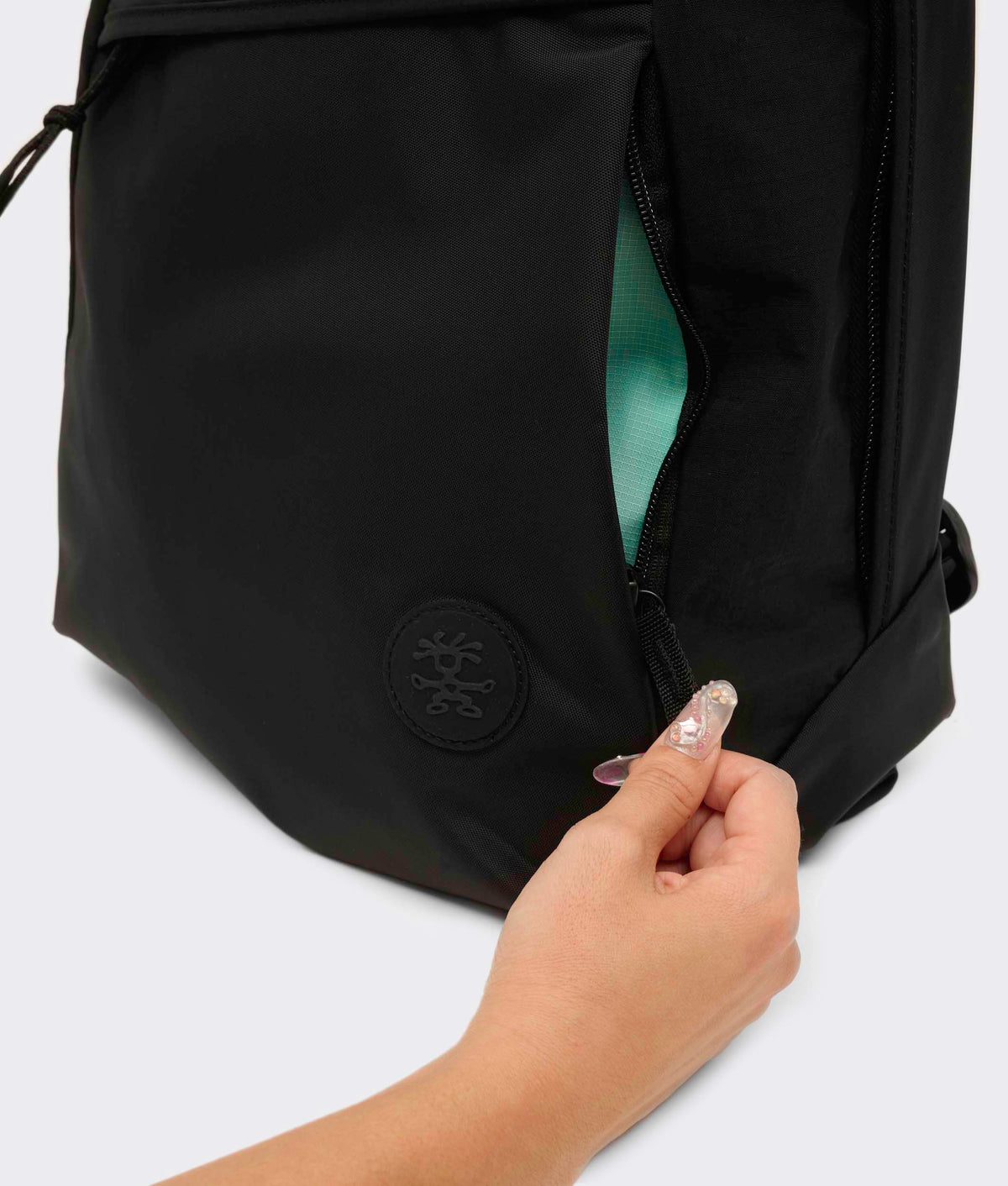 | Colour: Black