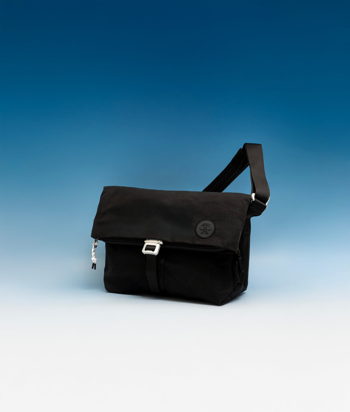 | Colour: Black