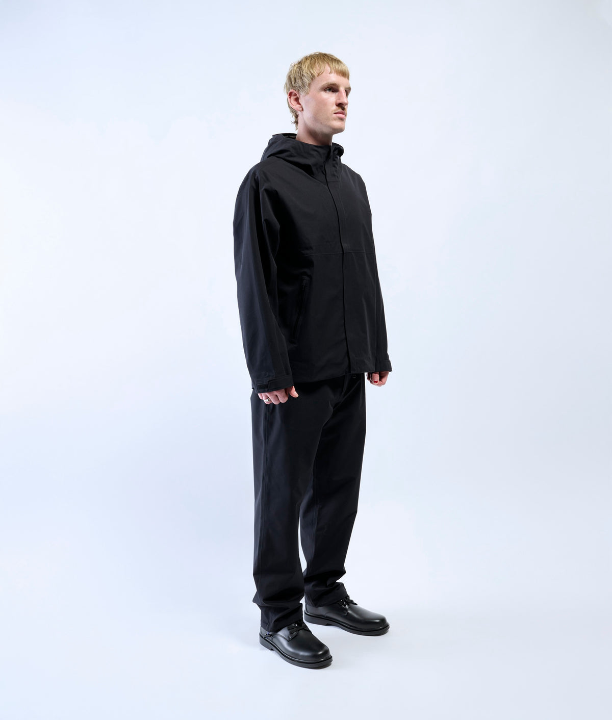 | Colour: Black