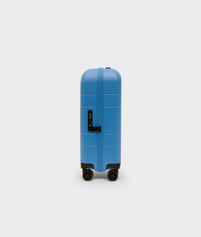 | Colour: Electrolyte Blue