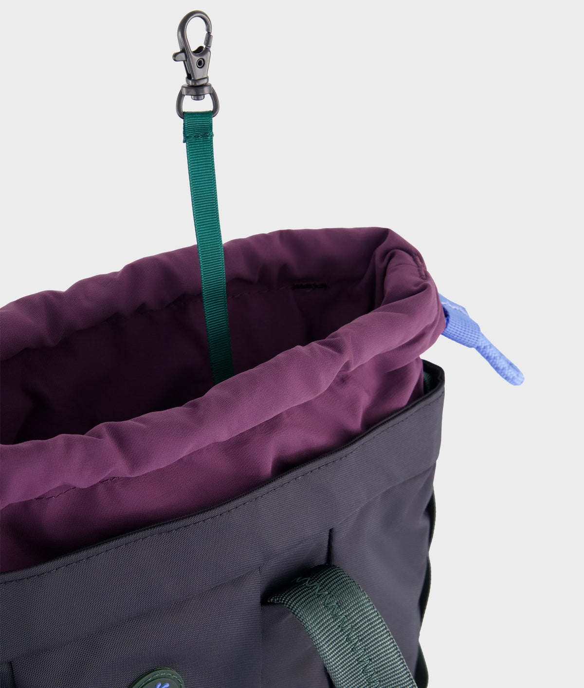 Crumpler Skivvy Lobby – Crumpler Australia