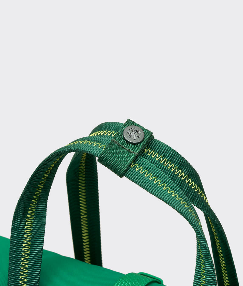 | Colour: Astroturf