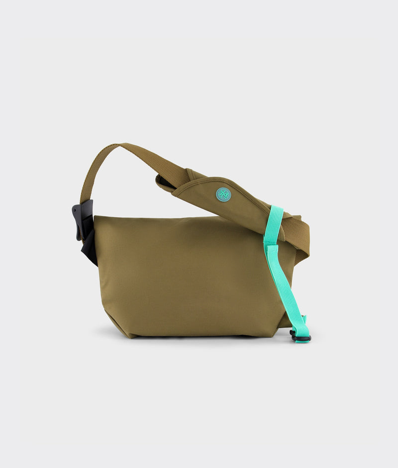 | Colour: Olive